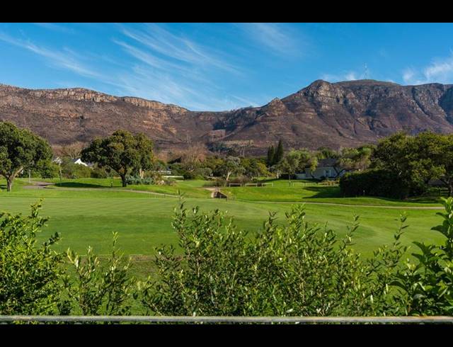 4 BEDROOM HOUSE FOR SALE IN STEENBERG GOLF ESTATE